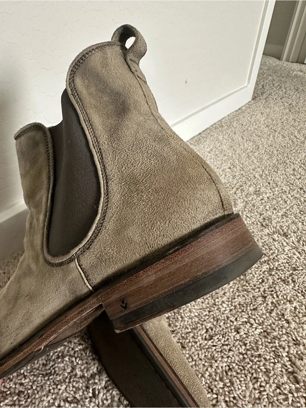 John Varvatos suede chukka